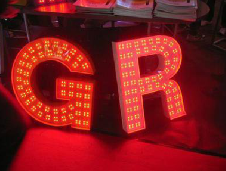 德安LED发光字常见的安装误区。